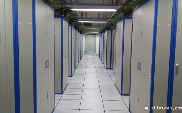 机房华体汇体育官网入口appAPP下载哪家好？